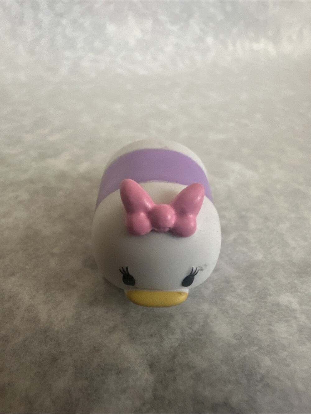 Disney Tsum Tsum Stack Vinyl Classic Daisy Duck Figure Medium RR